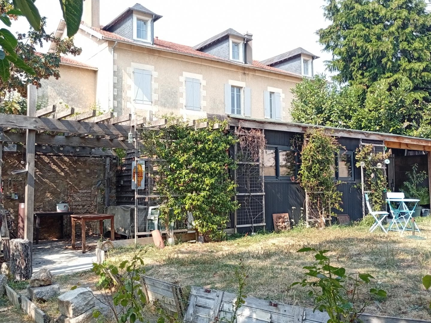 BELLE MAISON DES ANNEES 50