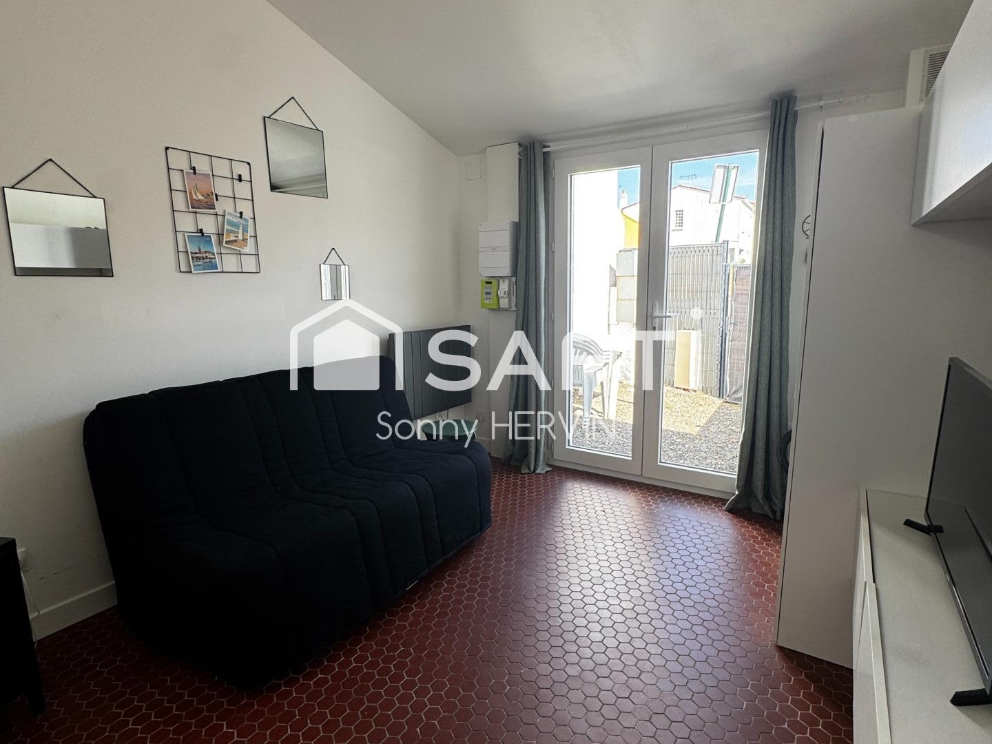 Maison rénovée avec cour, proche Port Olona