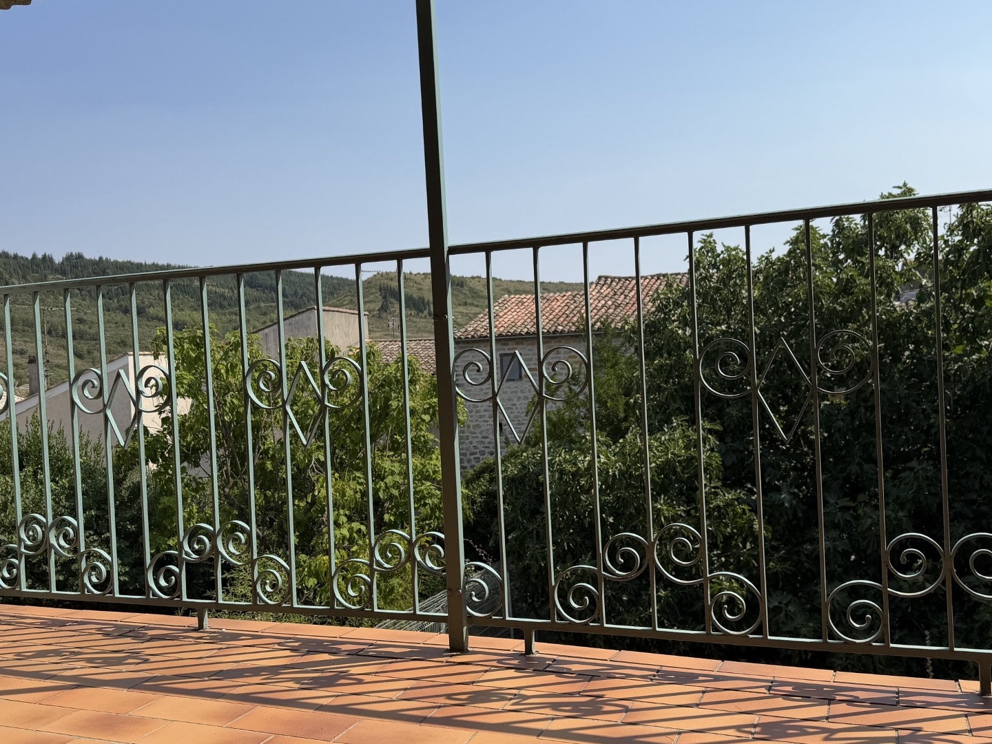 Maison à vendre - 4 pièces - 70m2 - Villeneuve-De-Berg (07170)