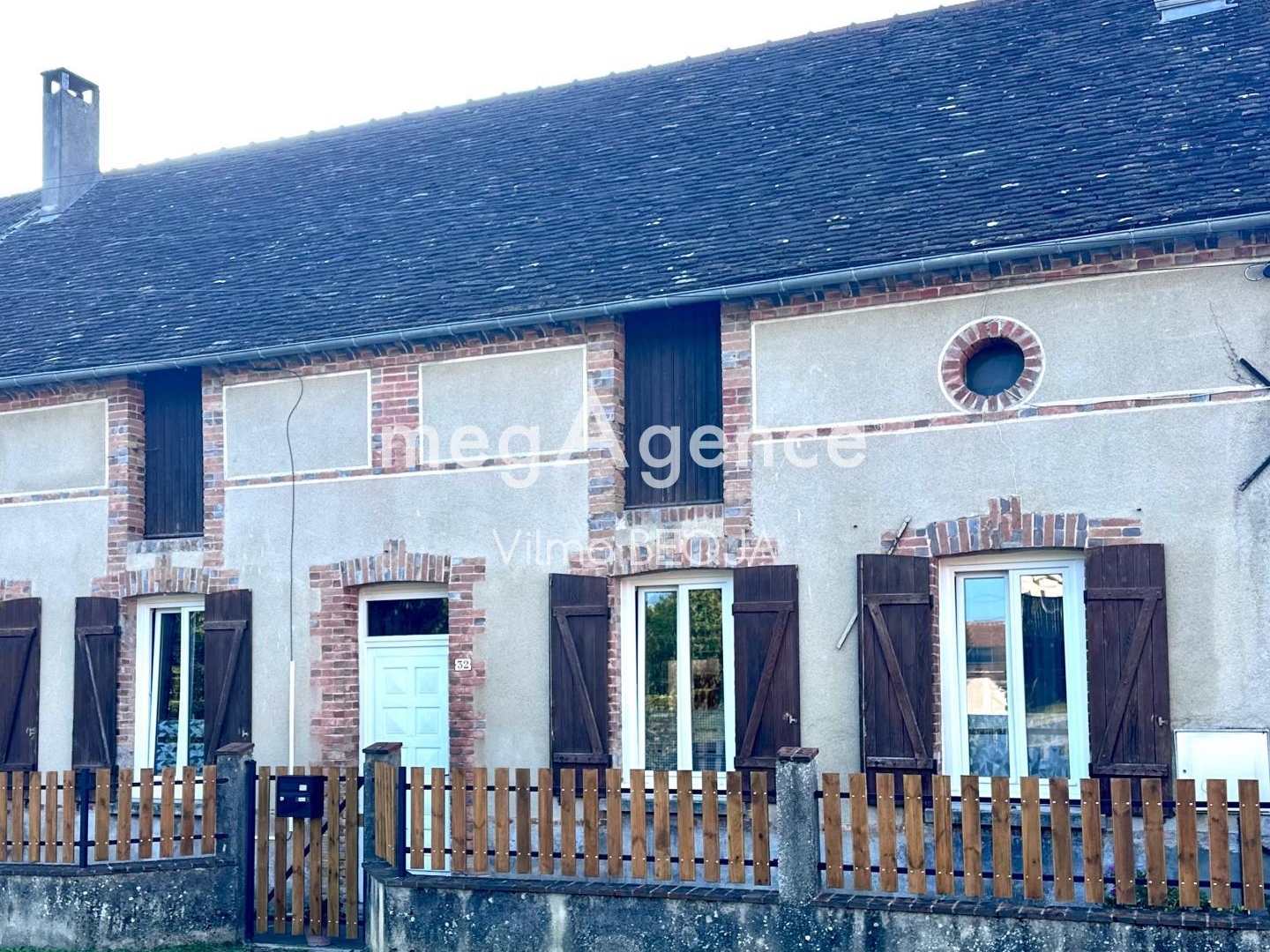 Maison à vendre - 2 pièces - 70m2 - Nailly (89100)