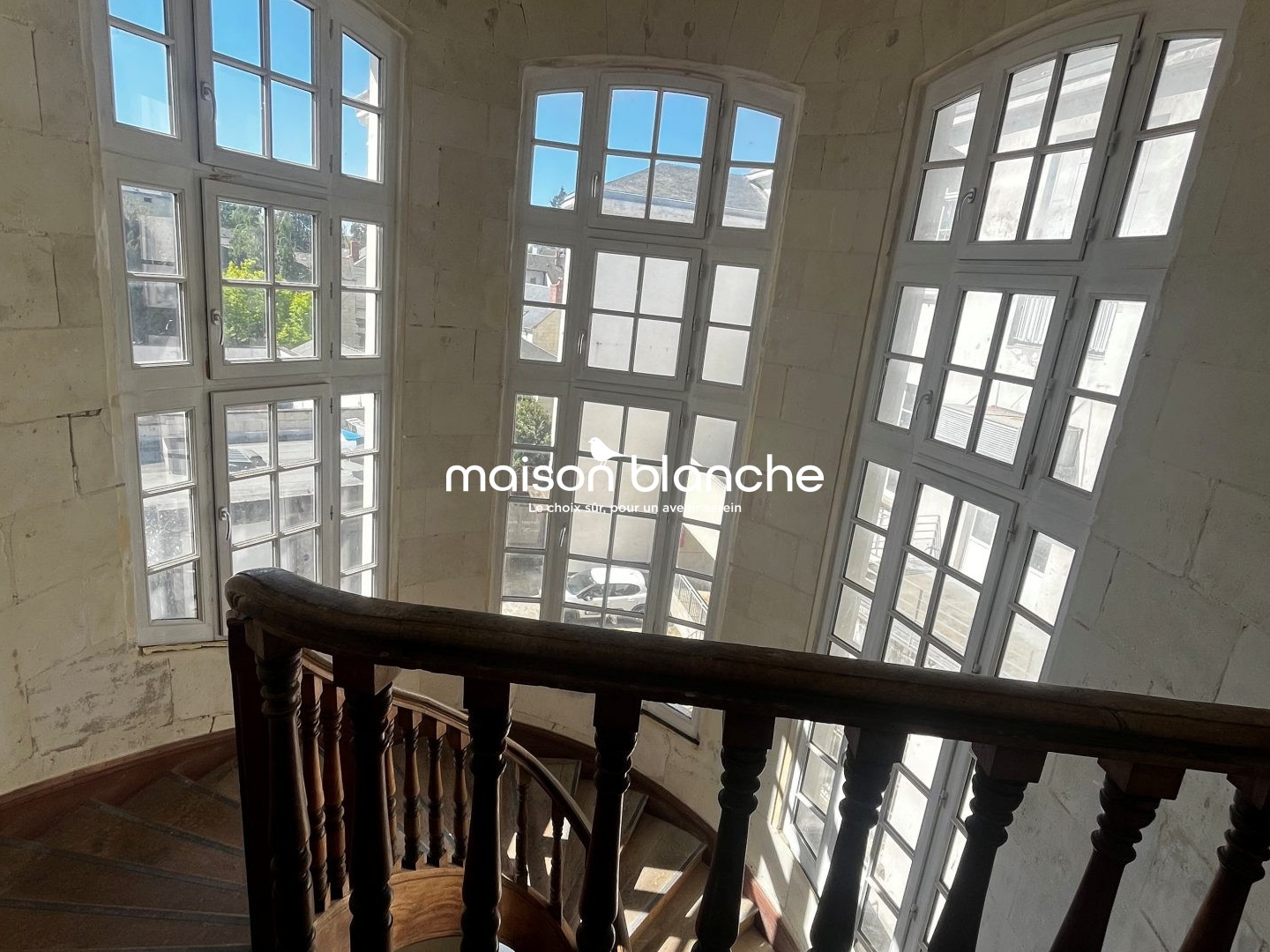 APPARTEMENT T 3 - SAUMUR CENTRE -