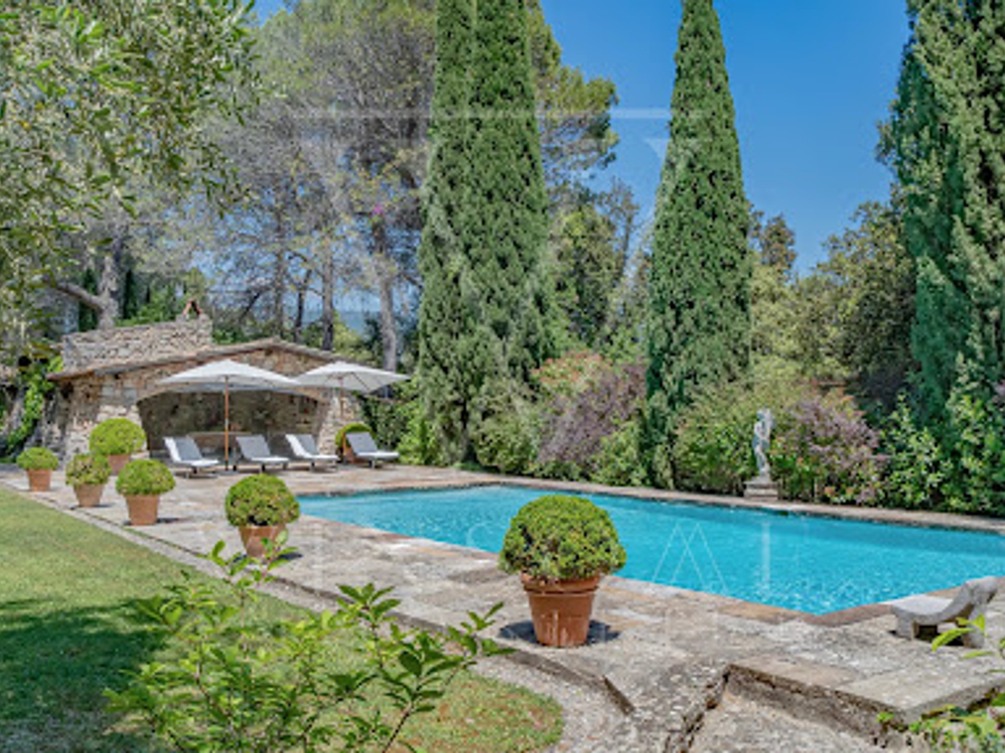 Maison à vendre - 10 pièces - 909m2 - Auribeau-Sur-Siagne (06810)