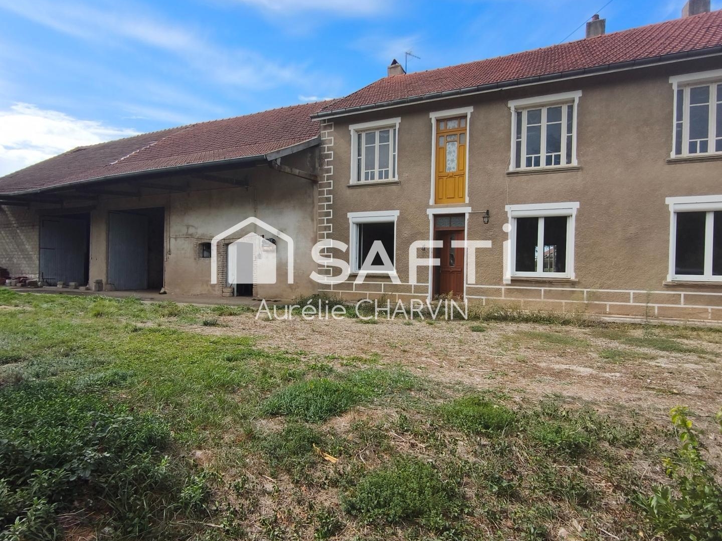 Maison et Dépendances sur terrain de 10 800 M2