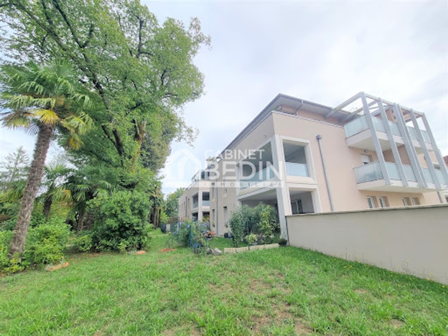 Appartement 7 pièces 195 m²