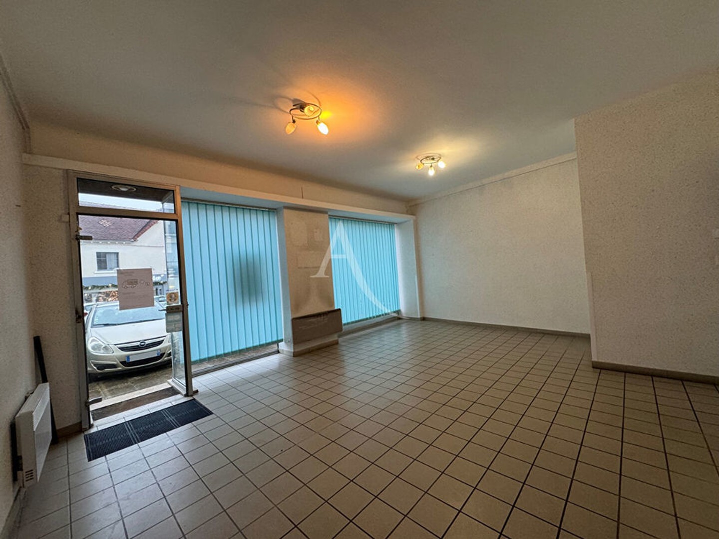 Bureaux à vendre - 5 pièces - 120m2 - Romorantin-Lanthenay (41200)