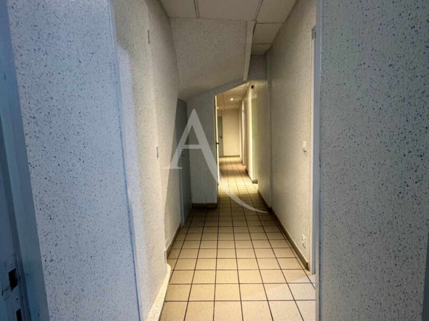 Bureaux à vendre - 5 pièces - 120m2 - Romorantin-Lanthenay (41200)