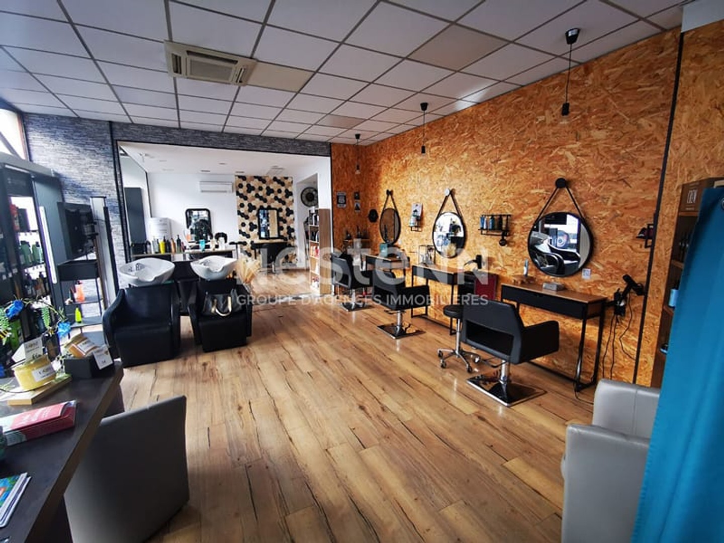 Local commercial 105 m²