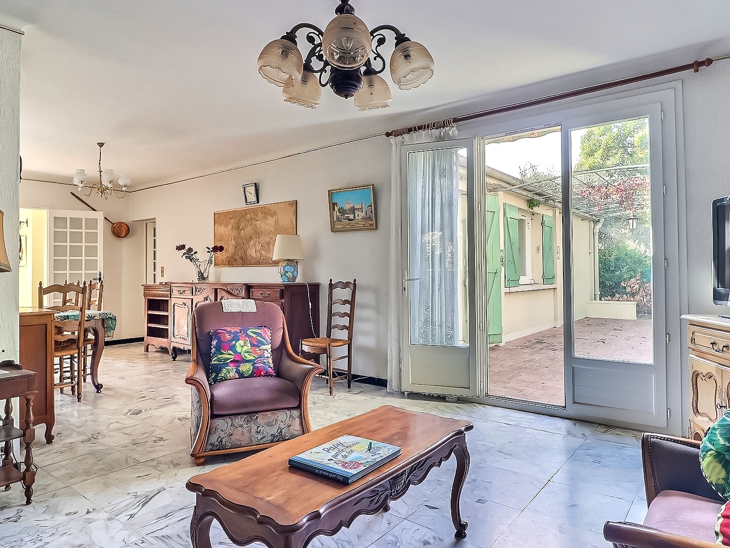 Maison à vendre - 6 pièces - 118m2 - Bouillargues (30230)