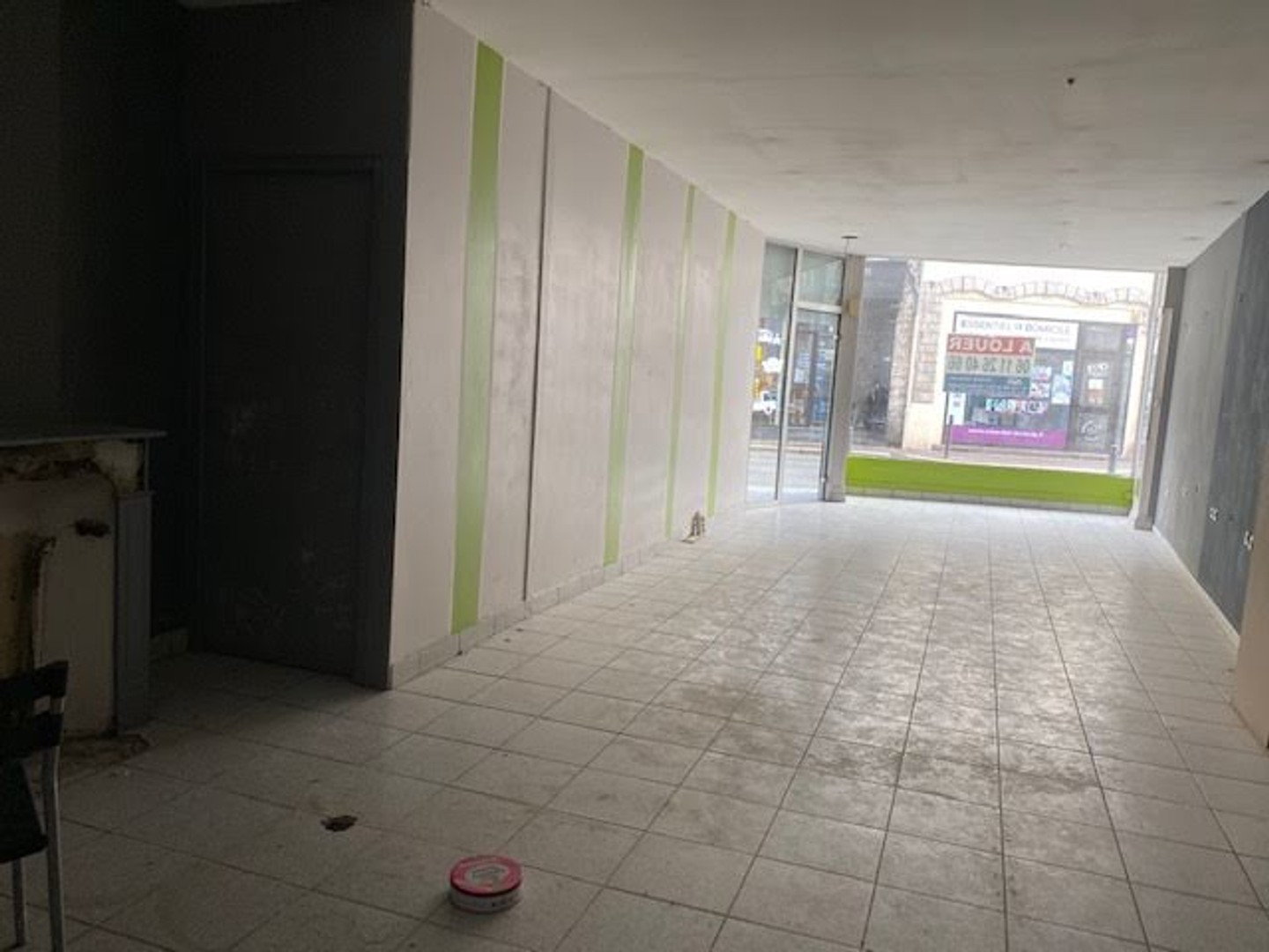 Commerce 70 m²