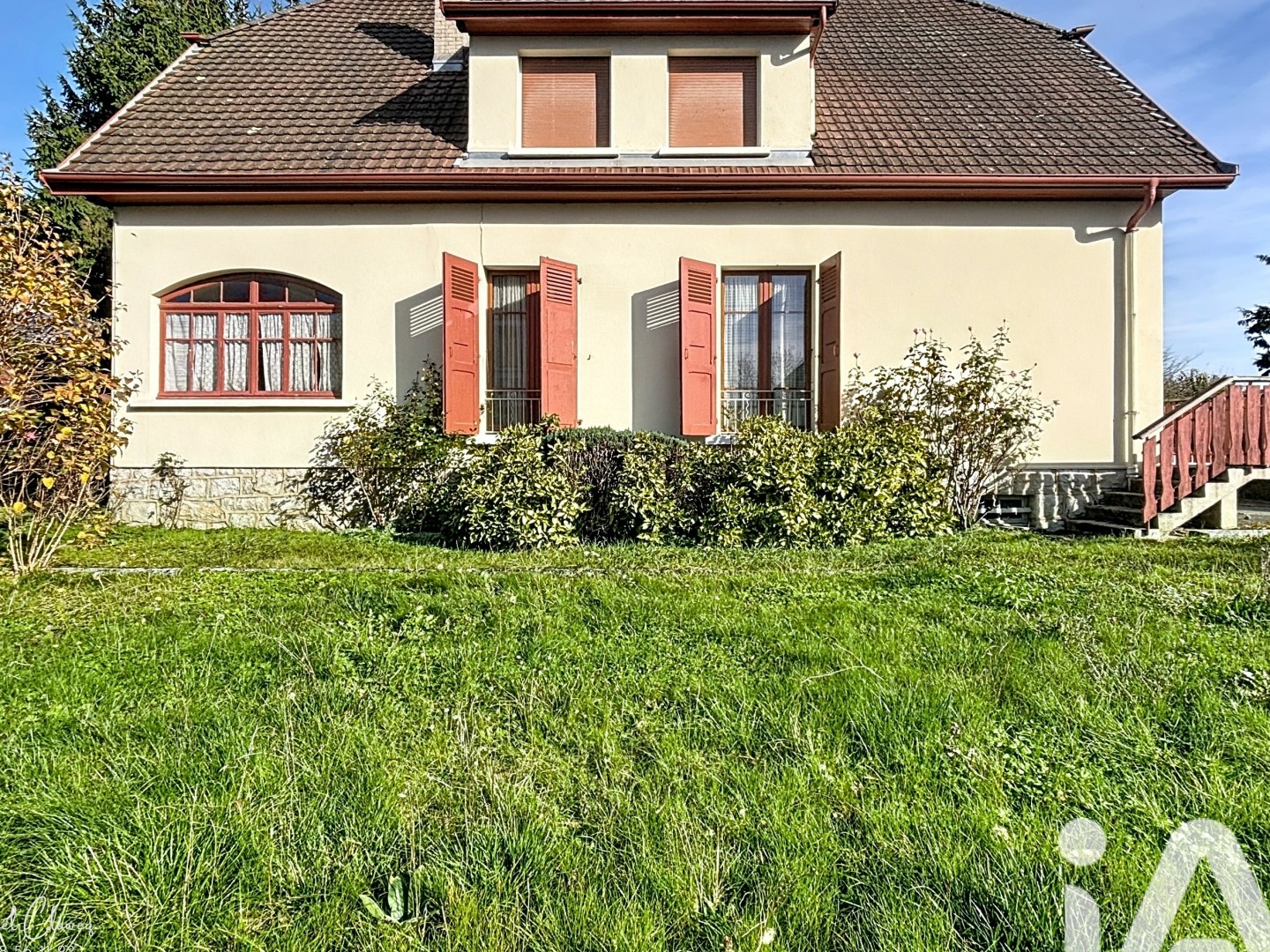 Maison 10 pièces 205 m²
