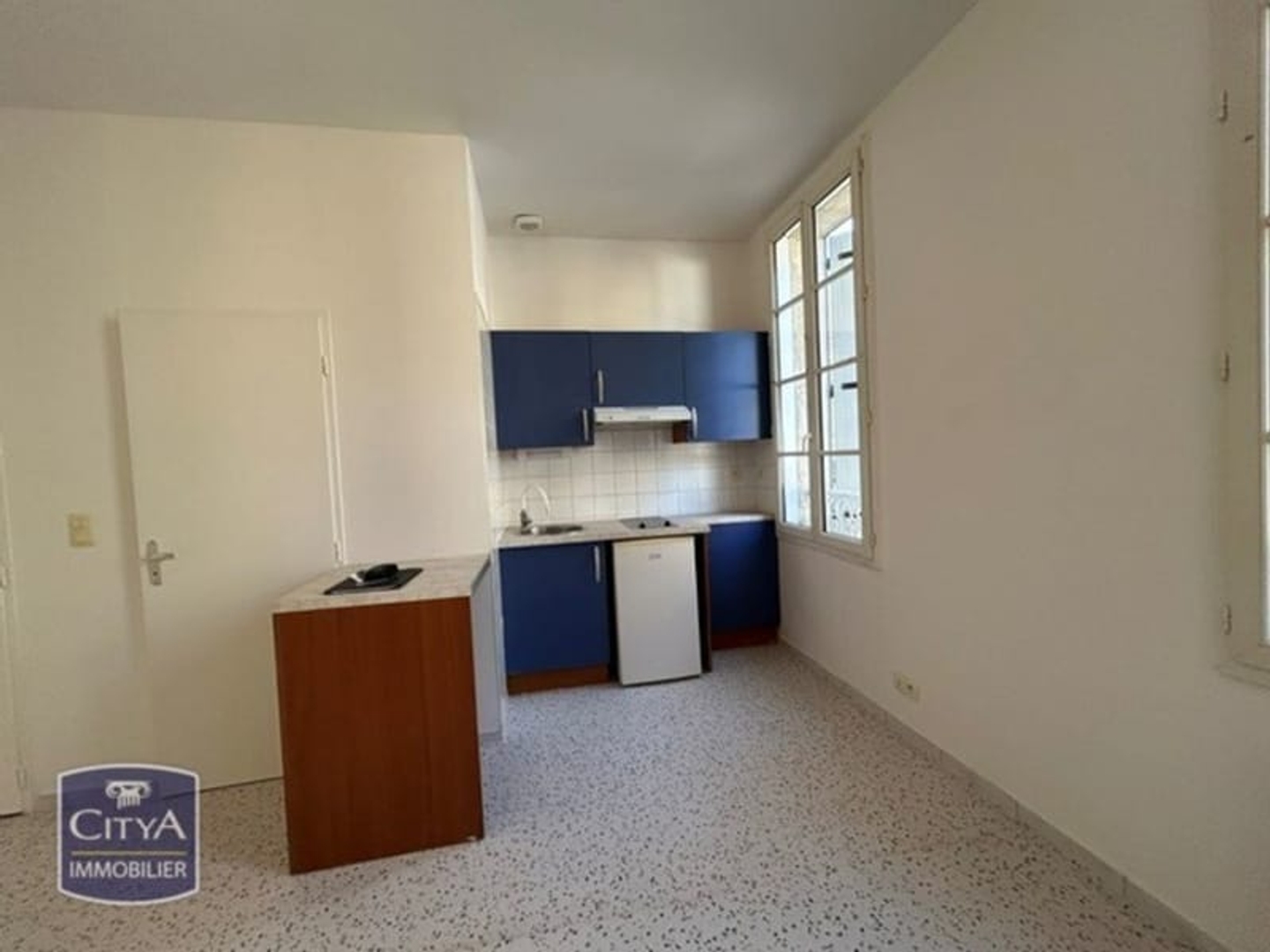 Appartement à vendre - 1 pièce - 18m2 - Rochefort (17300)