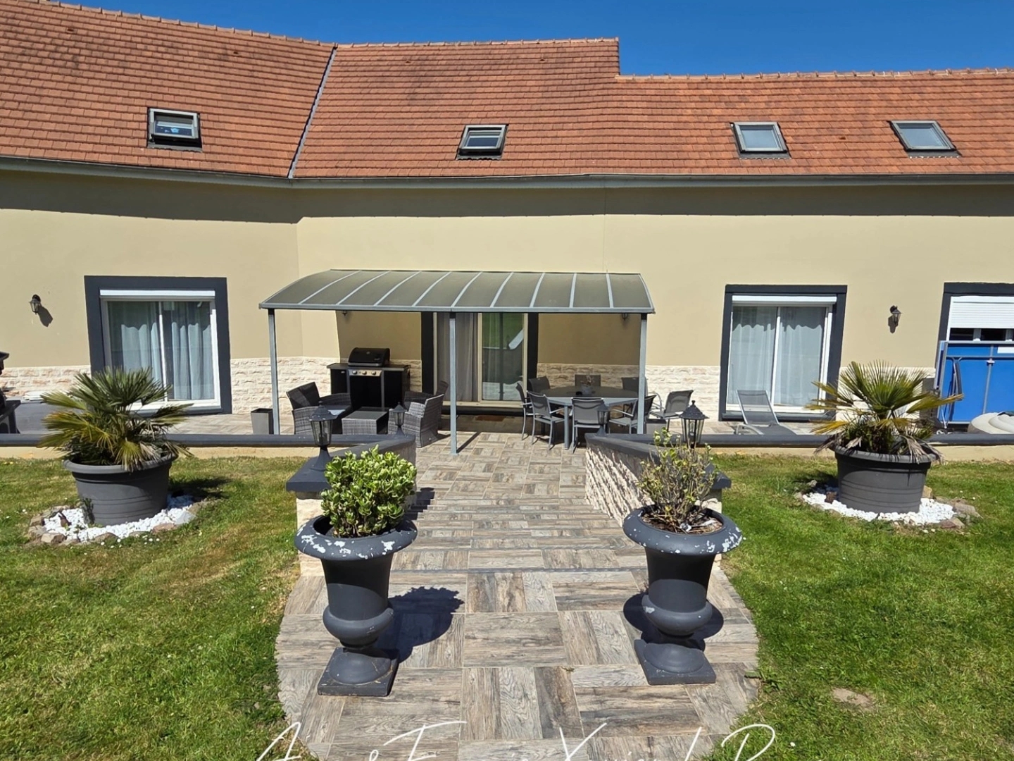 Maison à vendre - 7 pièces - 217m2 - Danestal (14430)