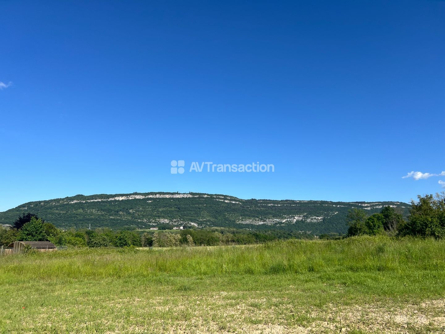 Terrain à vendre - 666m2 - Belley (01300)
