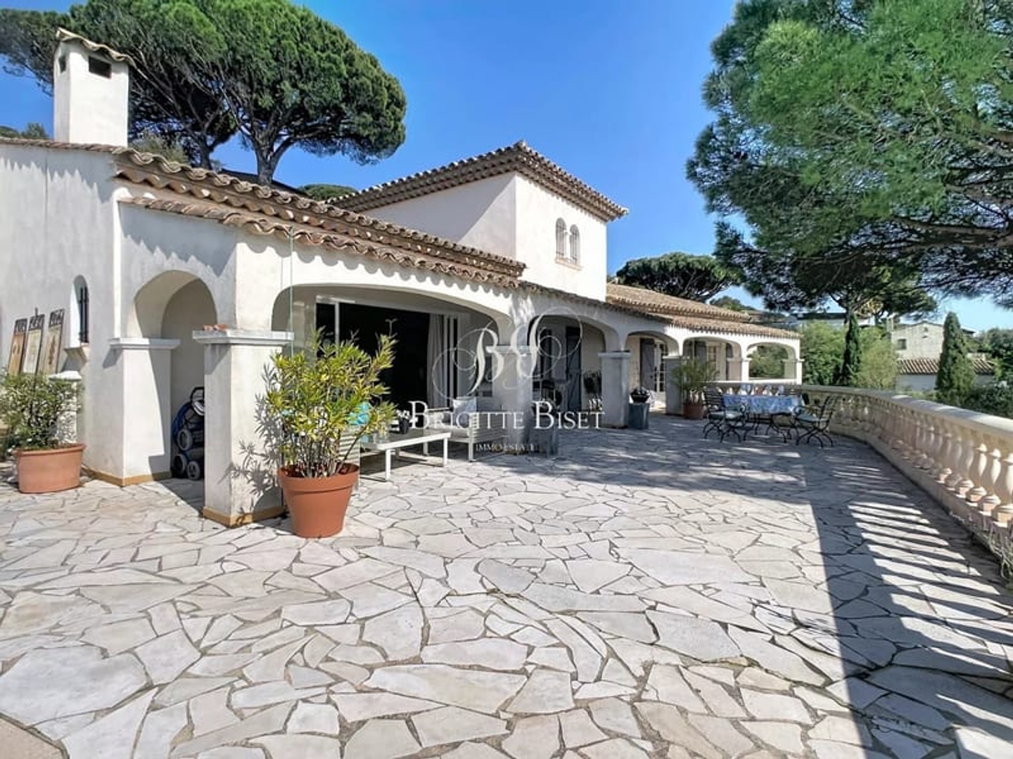 Maison à vendre - 5 pièces - 183m2 - Sainte-Maxime (83120)