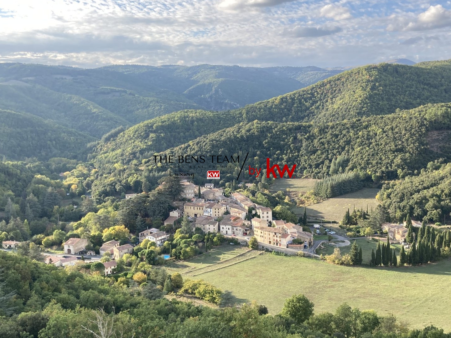 Maison de caractère 261 m² avec plus de 3 hectares - Lanet