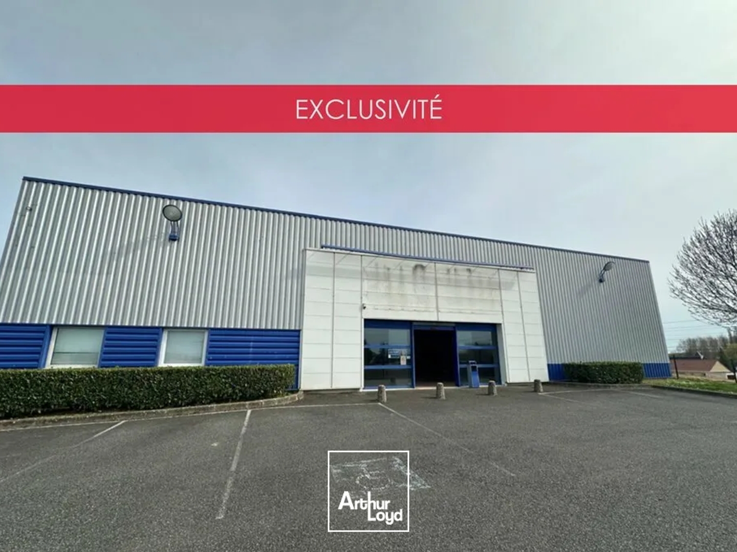 A VENDRE - LOCAL D'ACTIVITÉ - SAINT GERMAIN DU PUY - EXCLUSIVITÉ