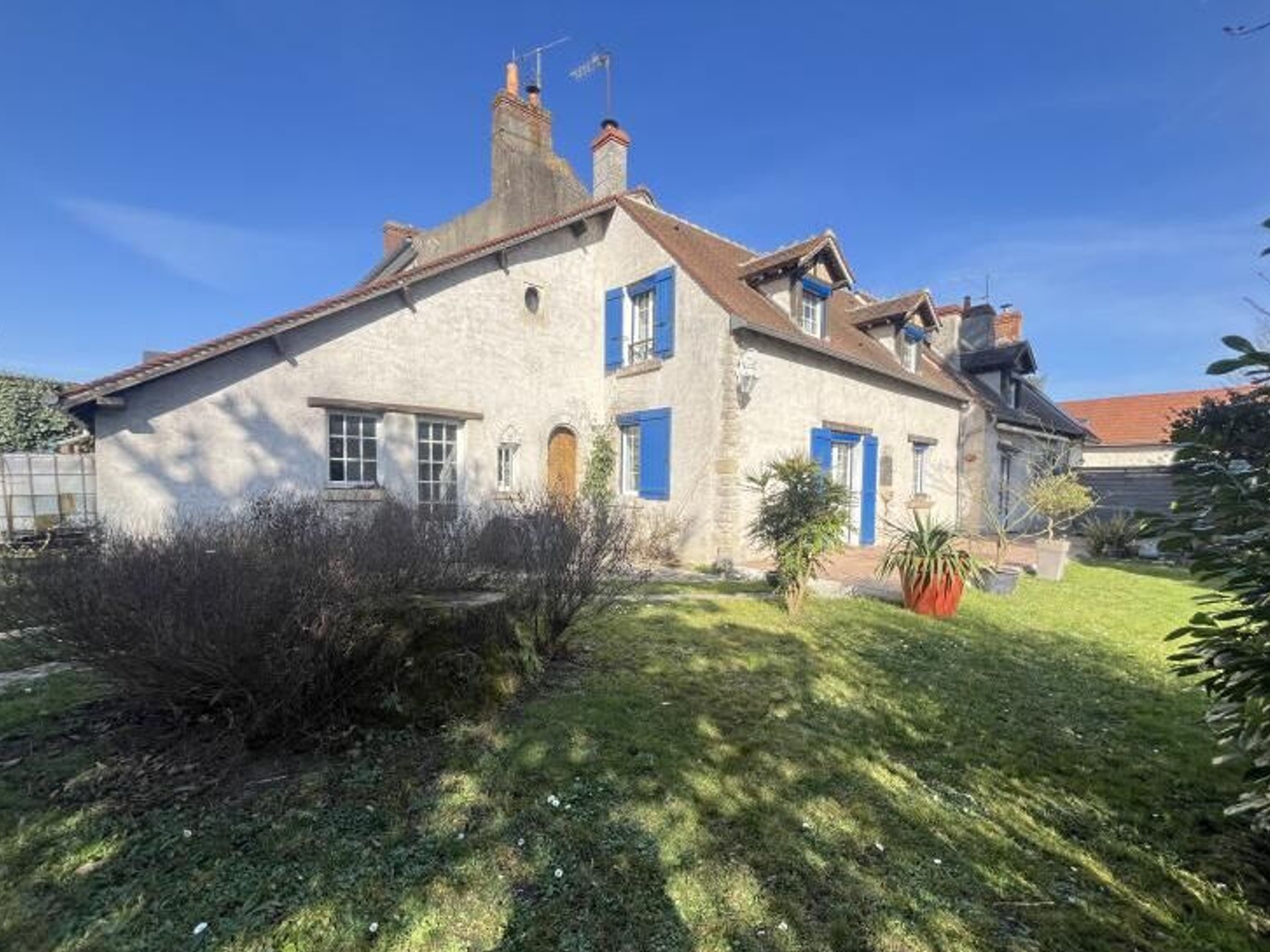Maison à vendre - 5 pièces - 144m2 - Saint-Denis-De-L'... (45550)