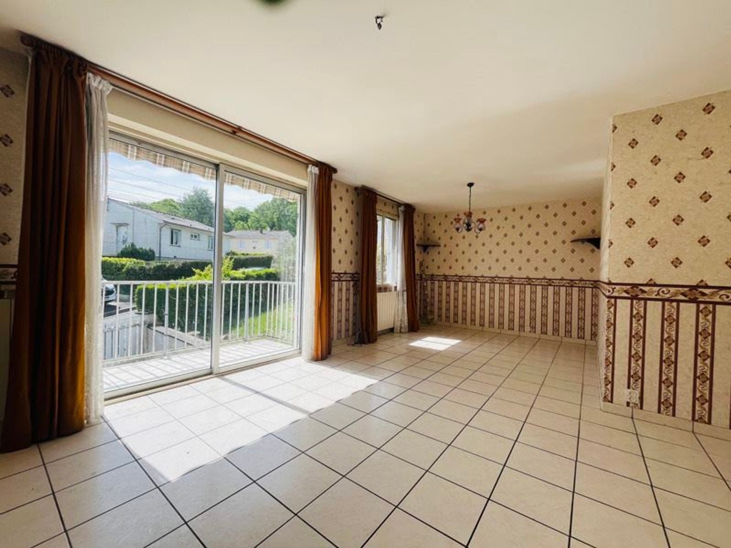 Maison à vendre - 4 pièces - 82m2 - Montbazon (37250)