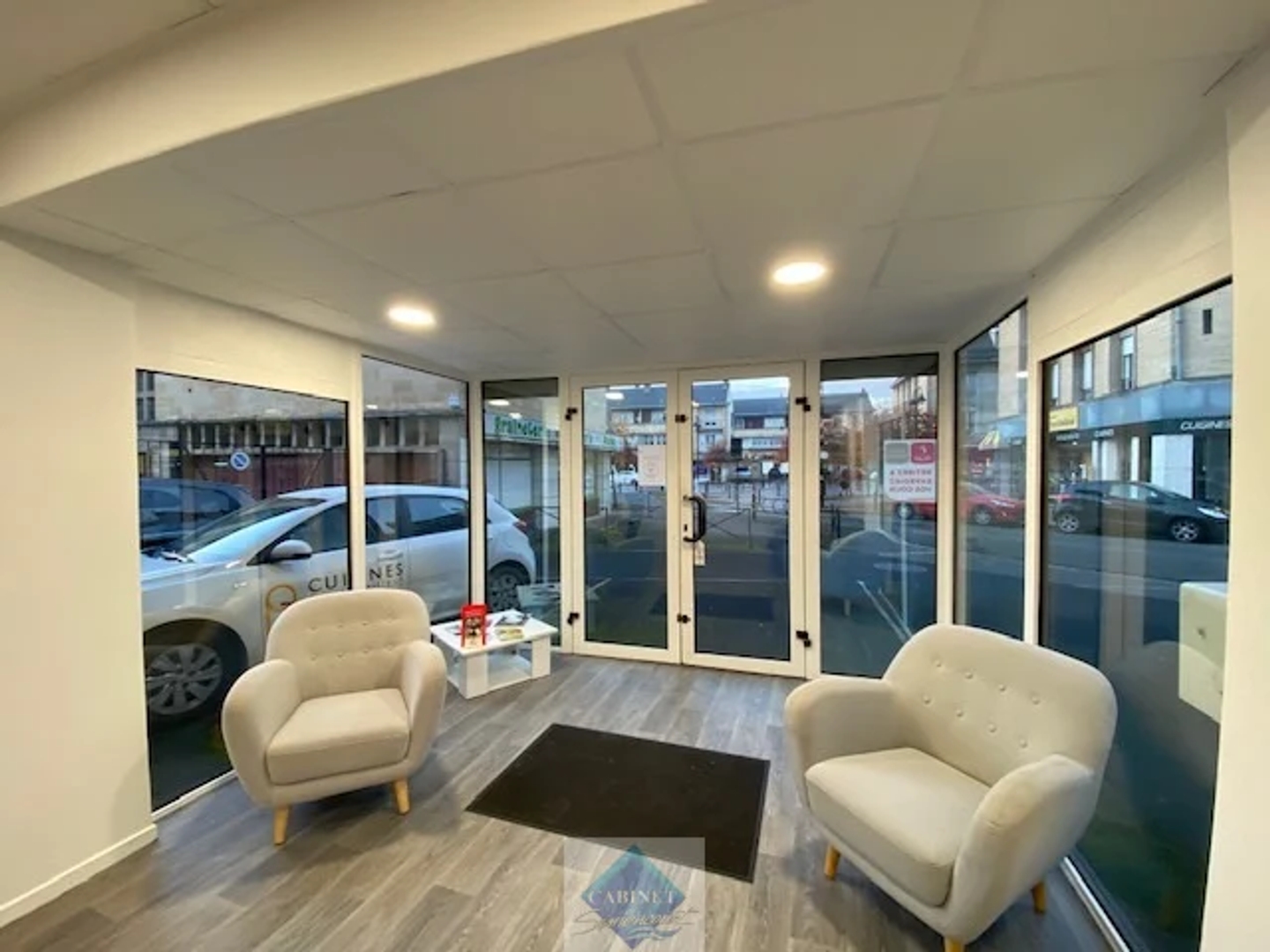 Locaux à vendre - 2 pièces - 31m2 - Abbeville (80100)