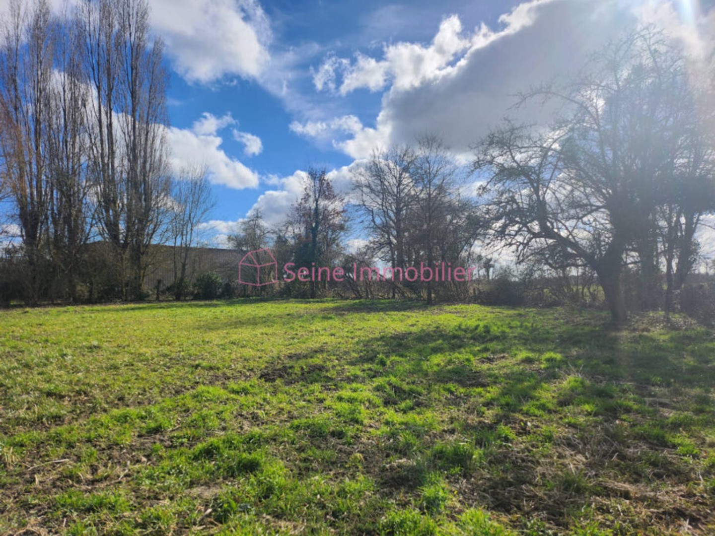 Terrain 1535 m²