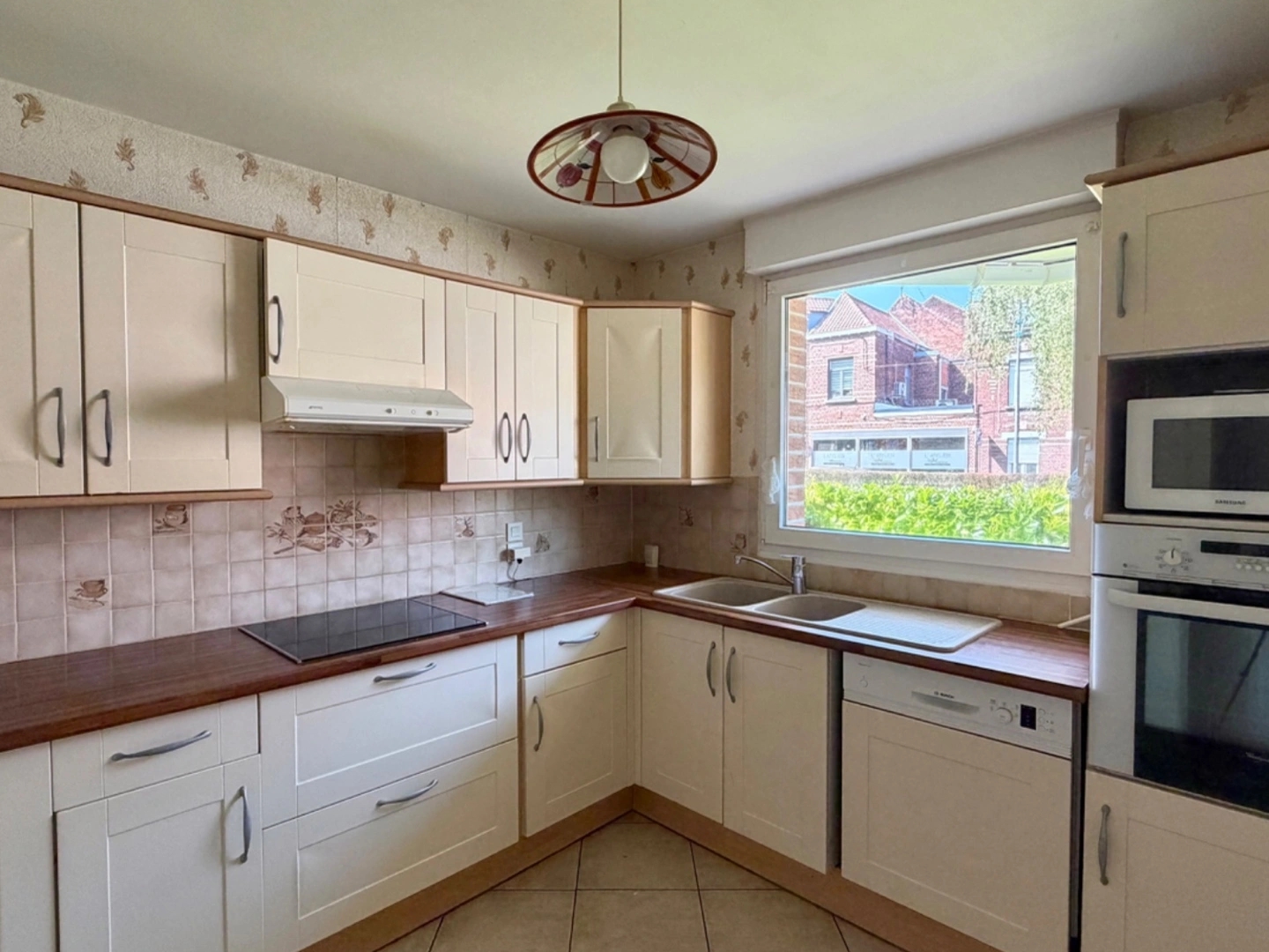 Appartement à vendre - 3 pièces - 78m2 - Comines (59560)