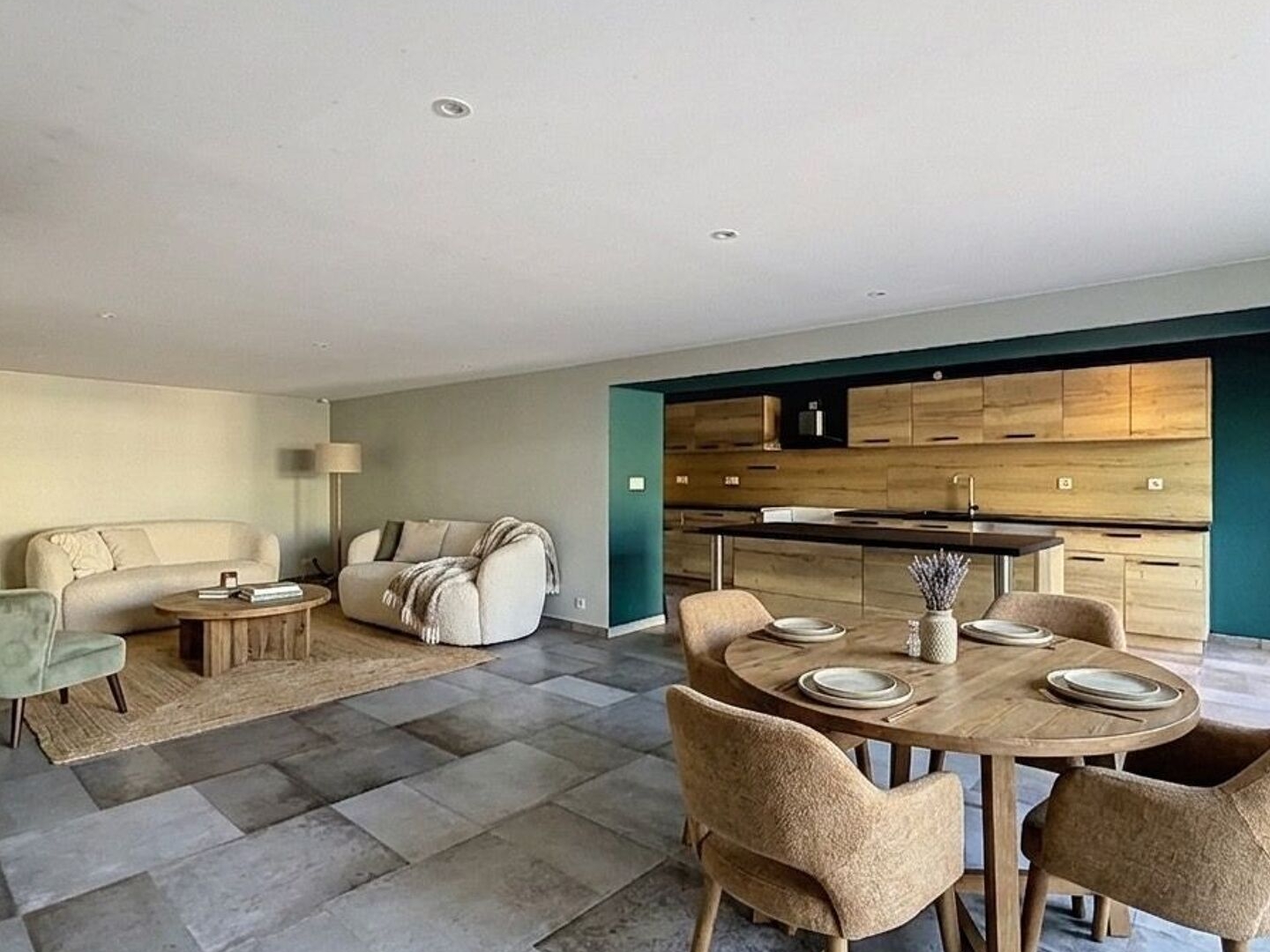 Maison 4 pièces 182 m²