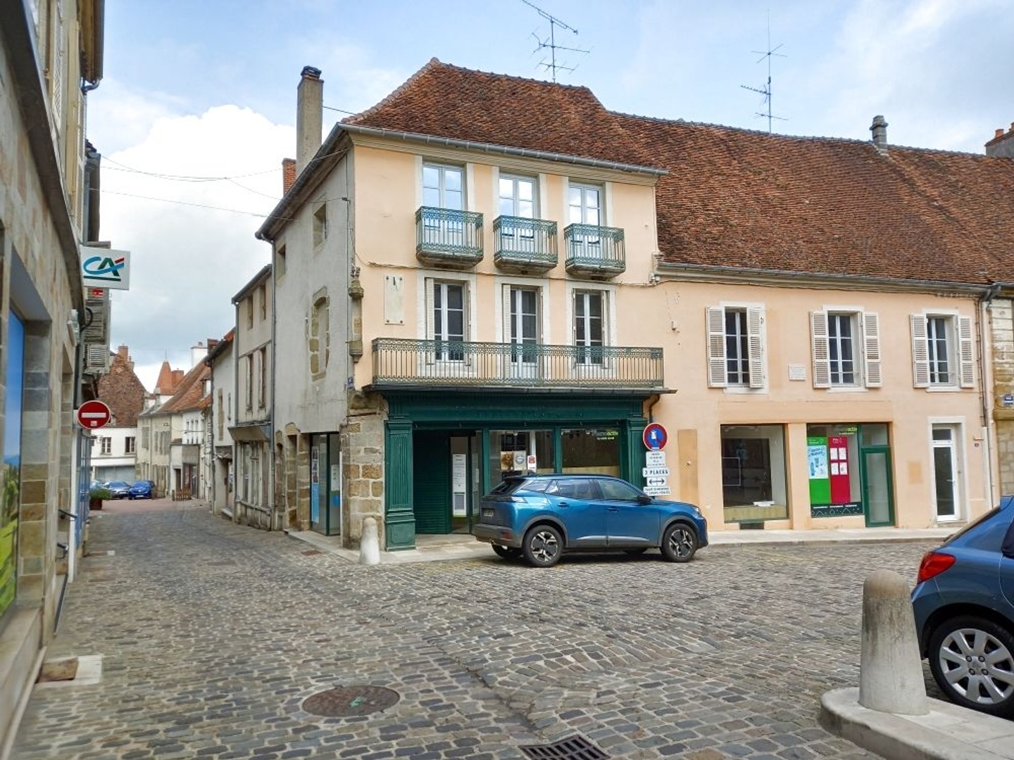 IMMEUBE DE RAPPORT