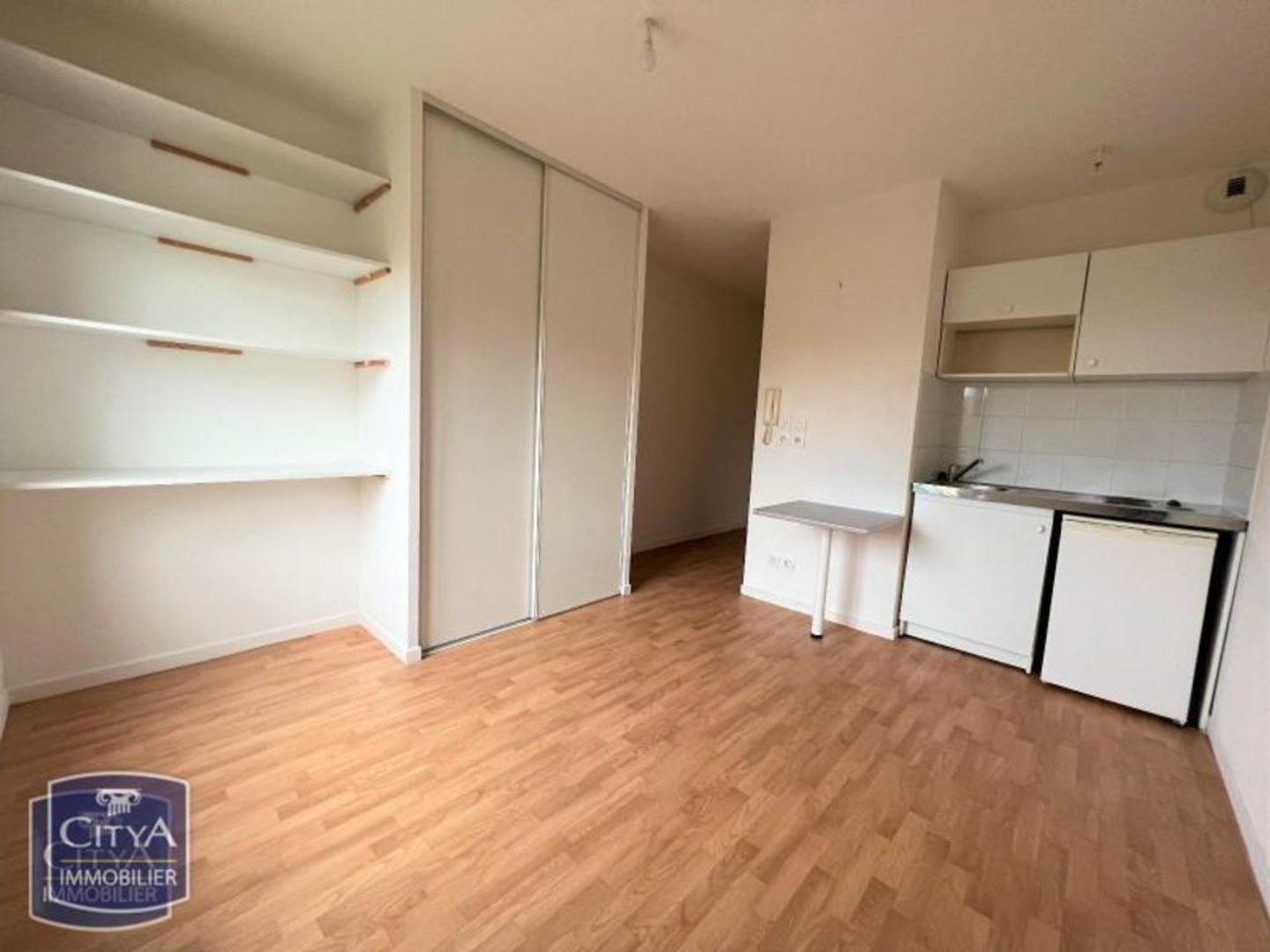 Appartement à vendre - 1 pièce - 21m2 - Maubeuge (59600)