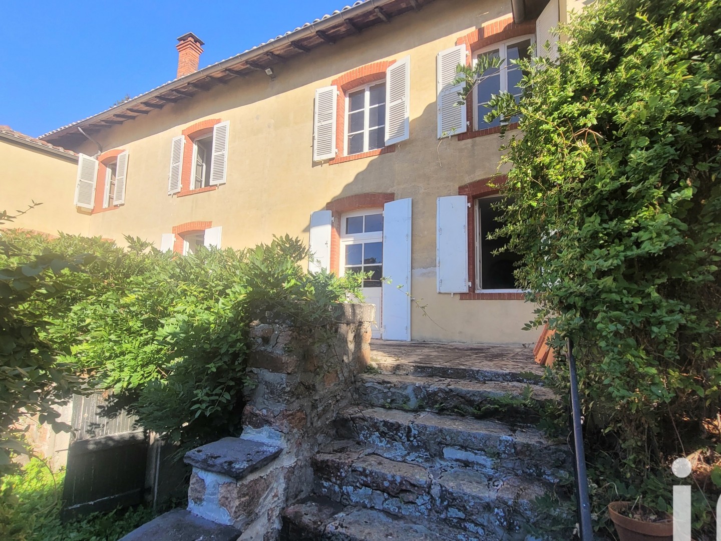 Maison 8 pièces 240 m²