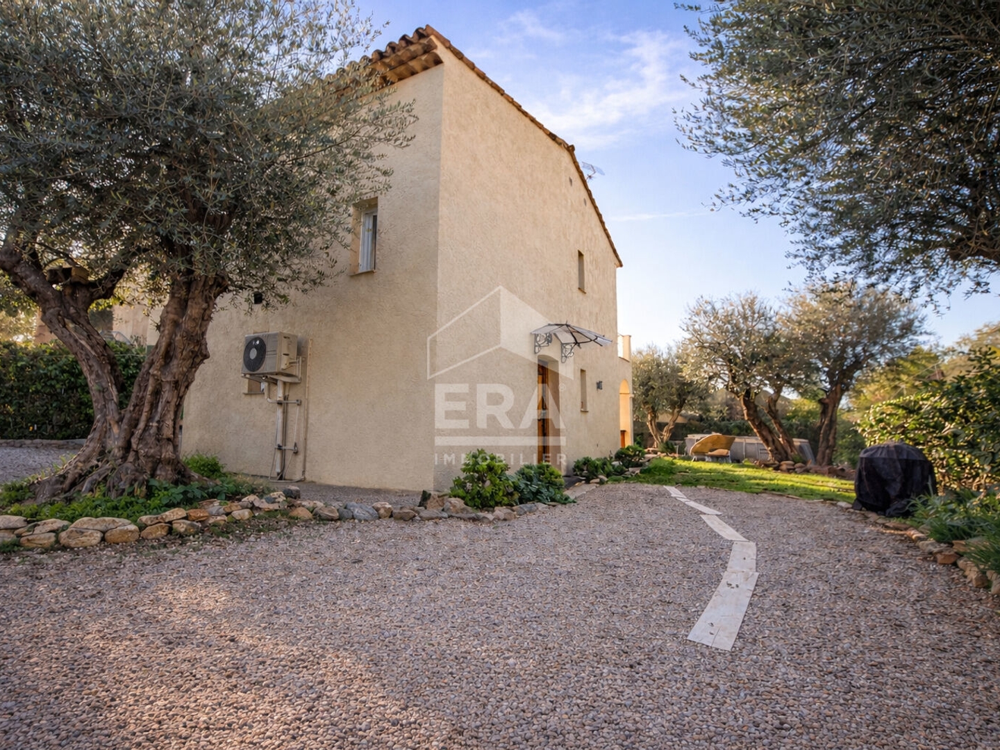 Maison à vendre - 4 pièces - 98m2 - Auribeau-Sur-Siagne (06810)