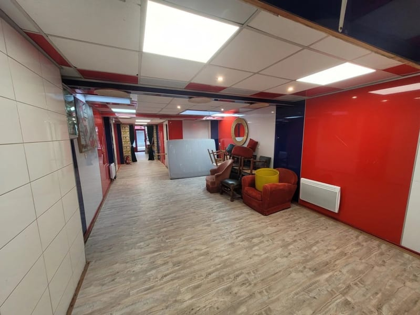 Commerce 8 pièces 171 m²