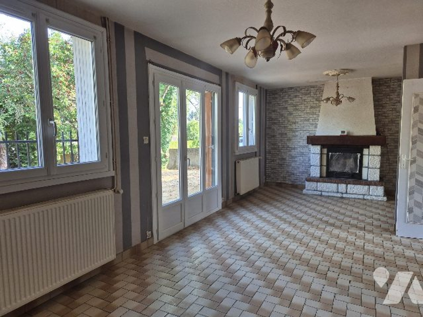 Maison à vendre - 4 pièces - 92m2 - Mortagne-Au-Perche (61400)