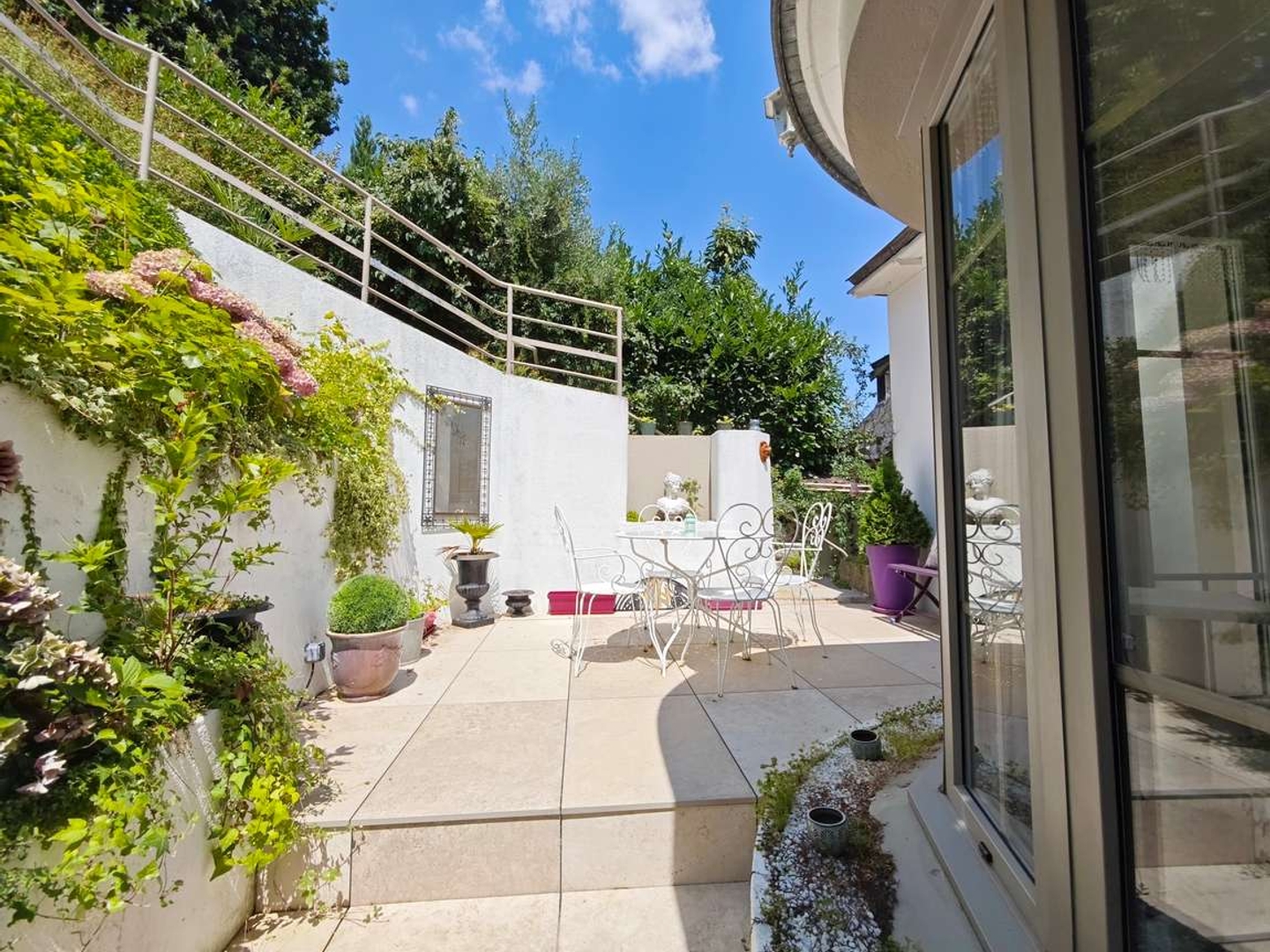 Maison 8 pièces 237 m²