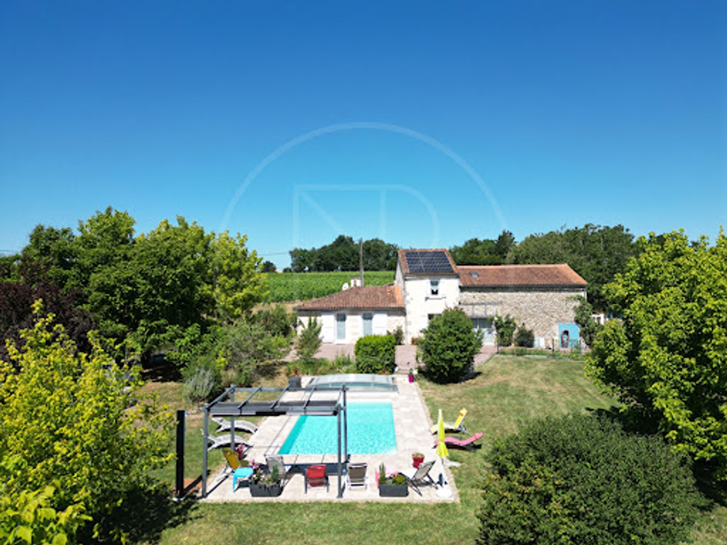Maison à vendre - 14 pièces - 334m2 - Pellegrue (33790)