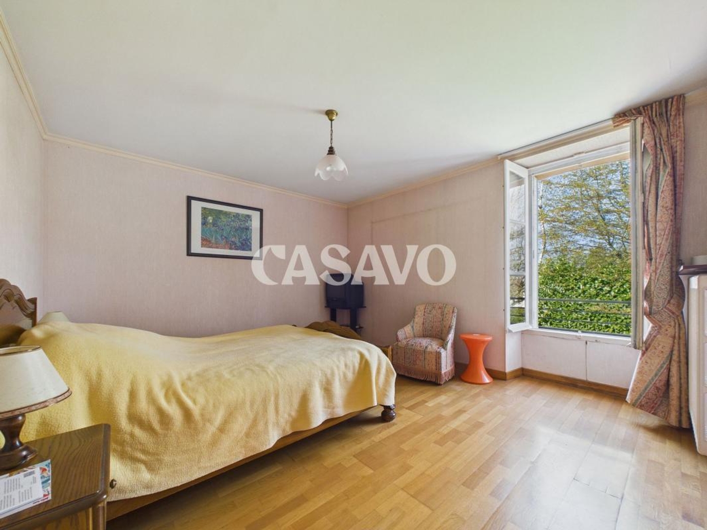 Vends maison - 158 m² - 6 pièces, 4 chambres - Bouguenais 44340
