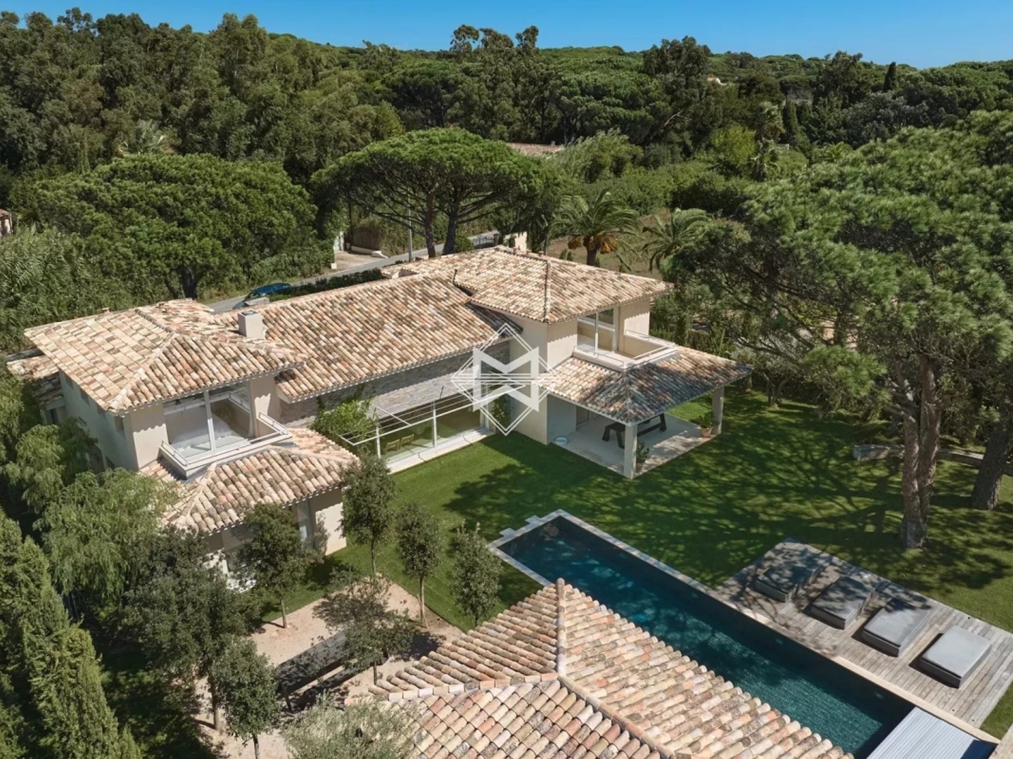 Maison à vendre - 9 pièces - 504m2 - Saint-Tropez (83990)