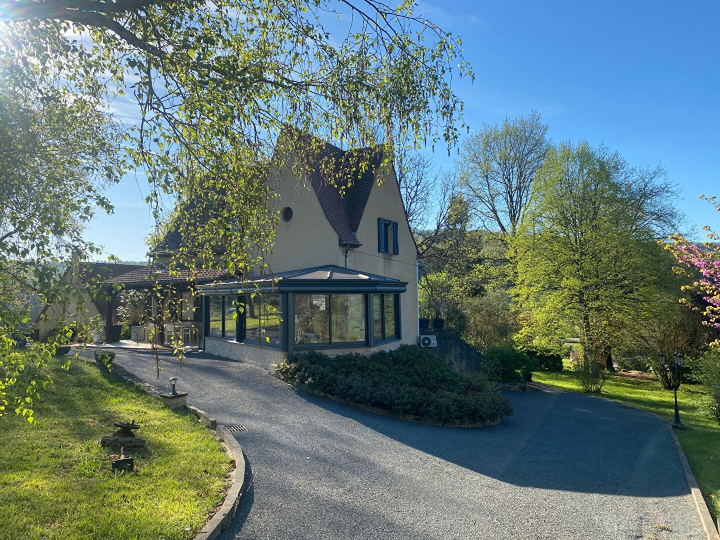 Maison à vendre - 5 pièces - 140m2 - Tursac (24620)