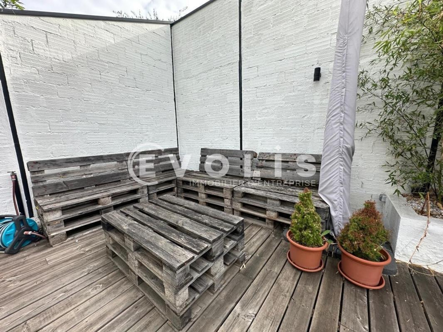BÂTIMENT INDÉPENDANT À VENDRE OU À LOUER - 700 M² - BOIS-COLOMBES