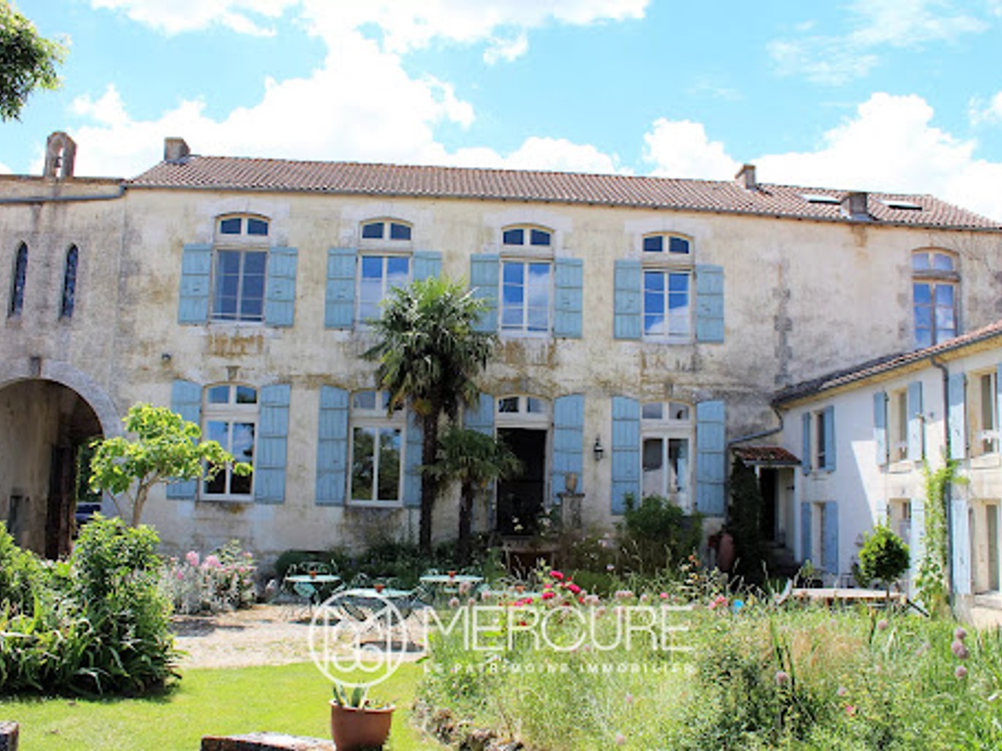 Propriété 31 pièces 1200 m²