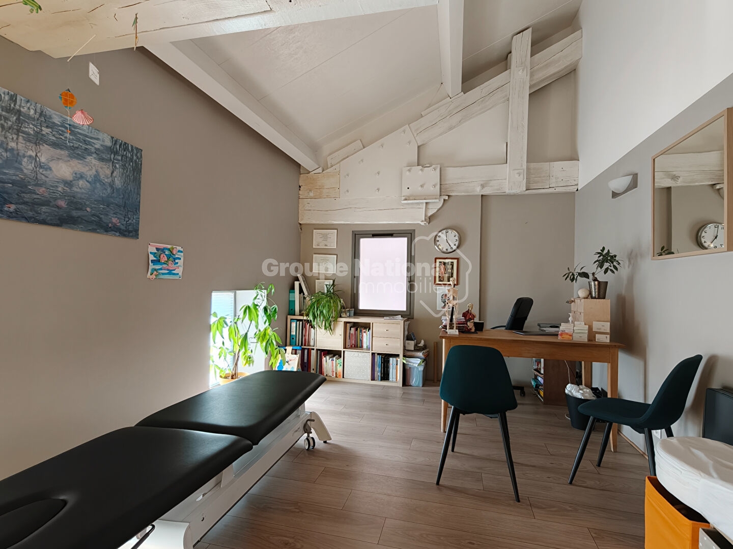 Bureaux à vendre - 66m2 - Arles (13200)