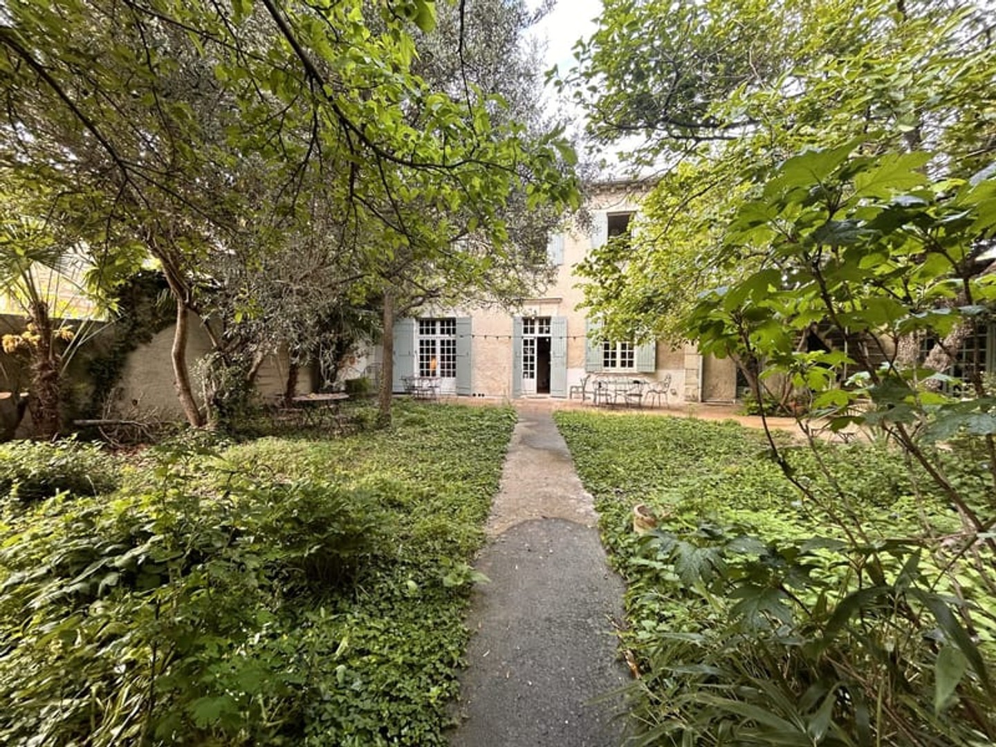 Maison à vendre - 6 pièces - 117m2 - Avignon (84000)