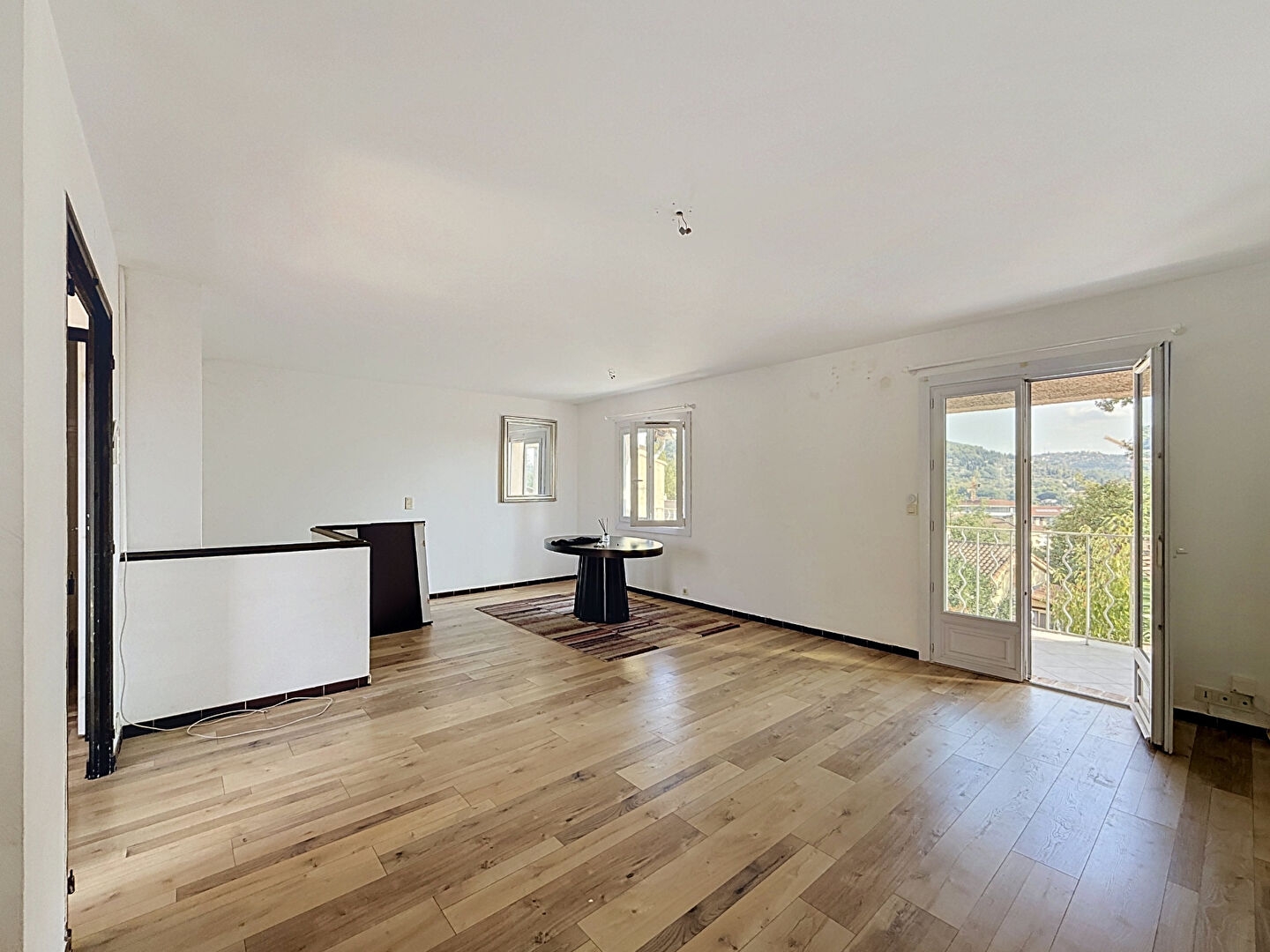 Maison à vendre - 3 pièces - 83m2 - Peymeinade (06530)