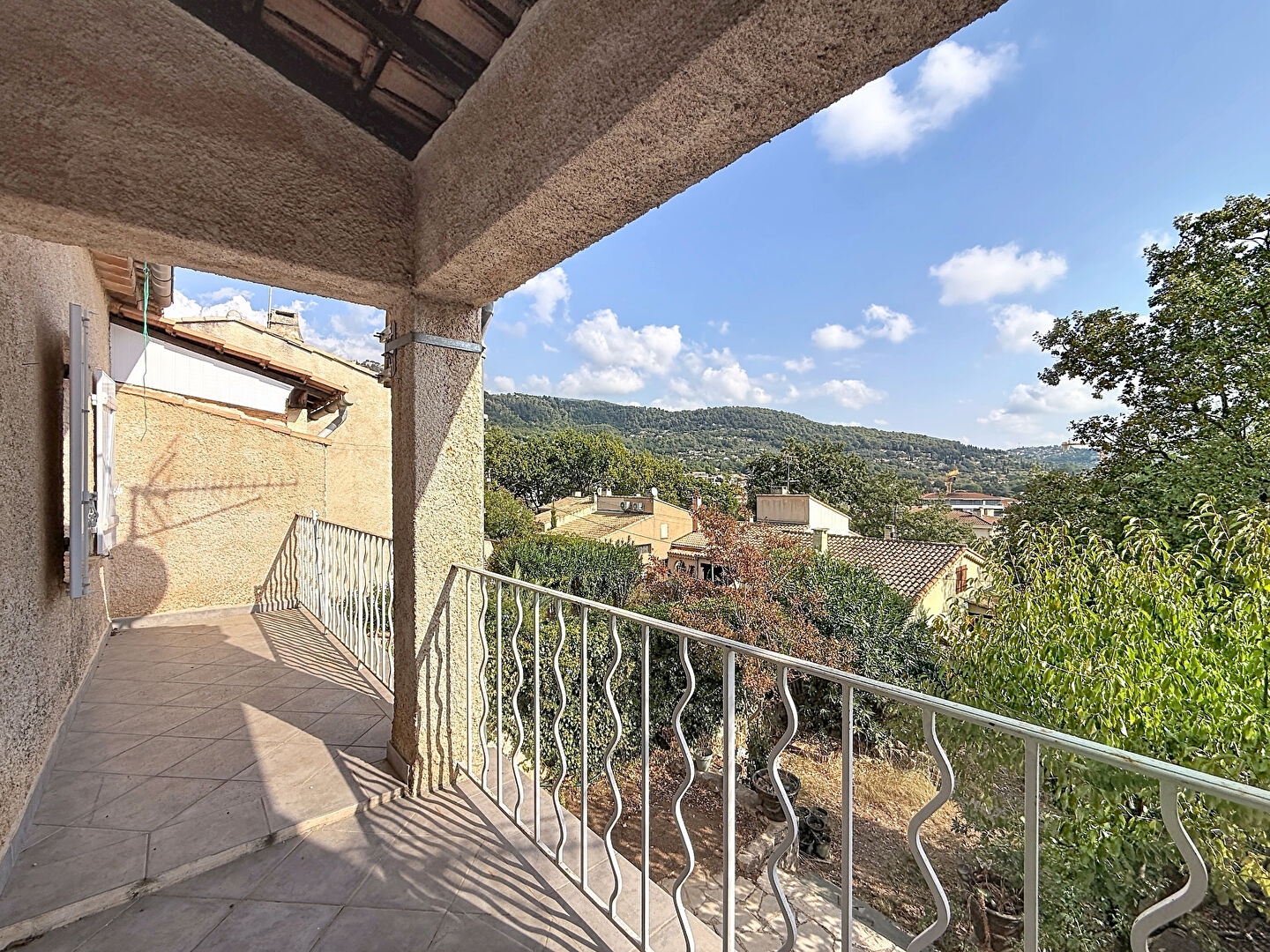 Maison à vendre - 3 pièces - 83m2 - Peymeinade (06530)
