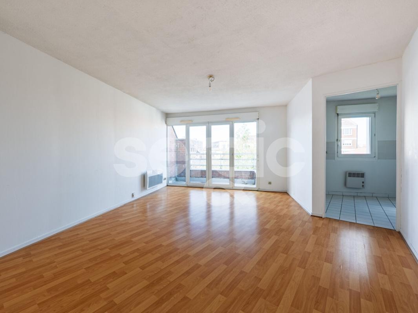 Appartement Lille 2 pièces + balcon - 56.41 m2 - Vauban - parking