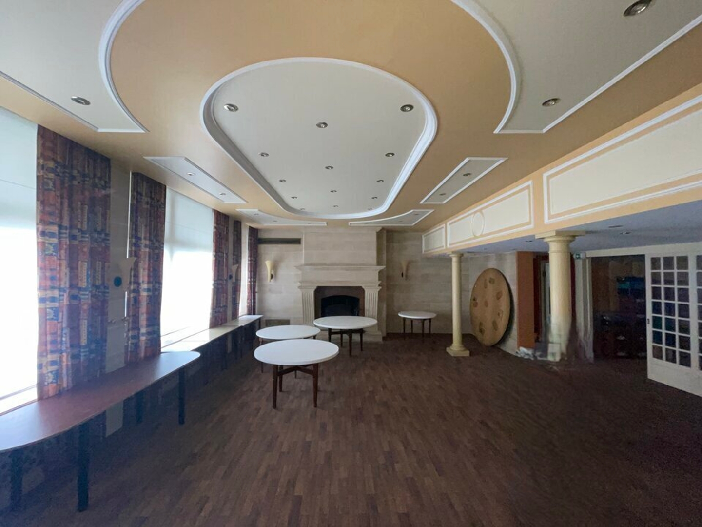 LOCAL COMMERCIAL A VENDRE