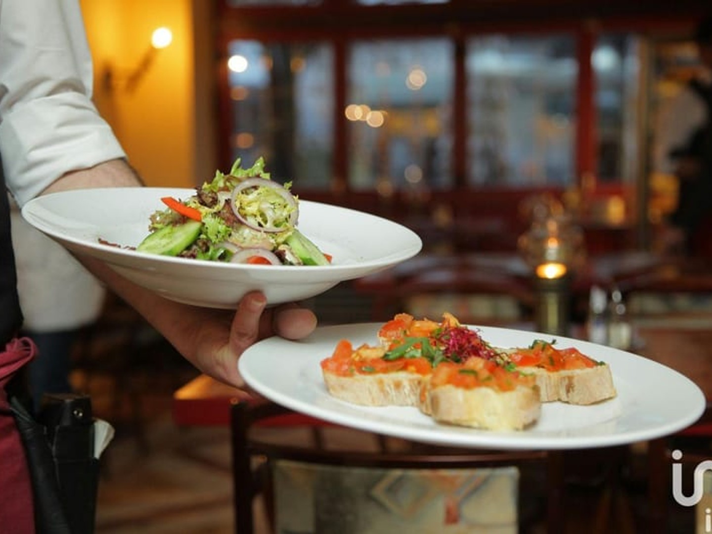 Immeuble commercial 5 pièces 300 m²