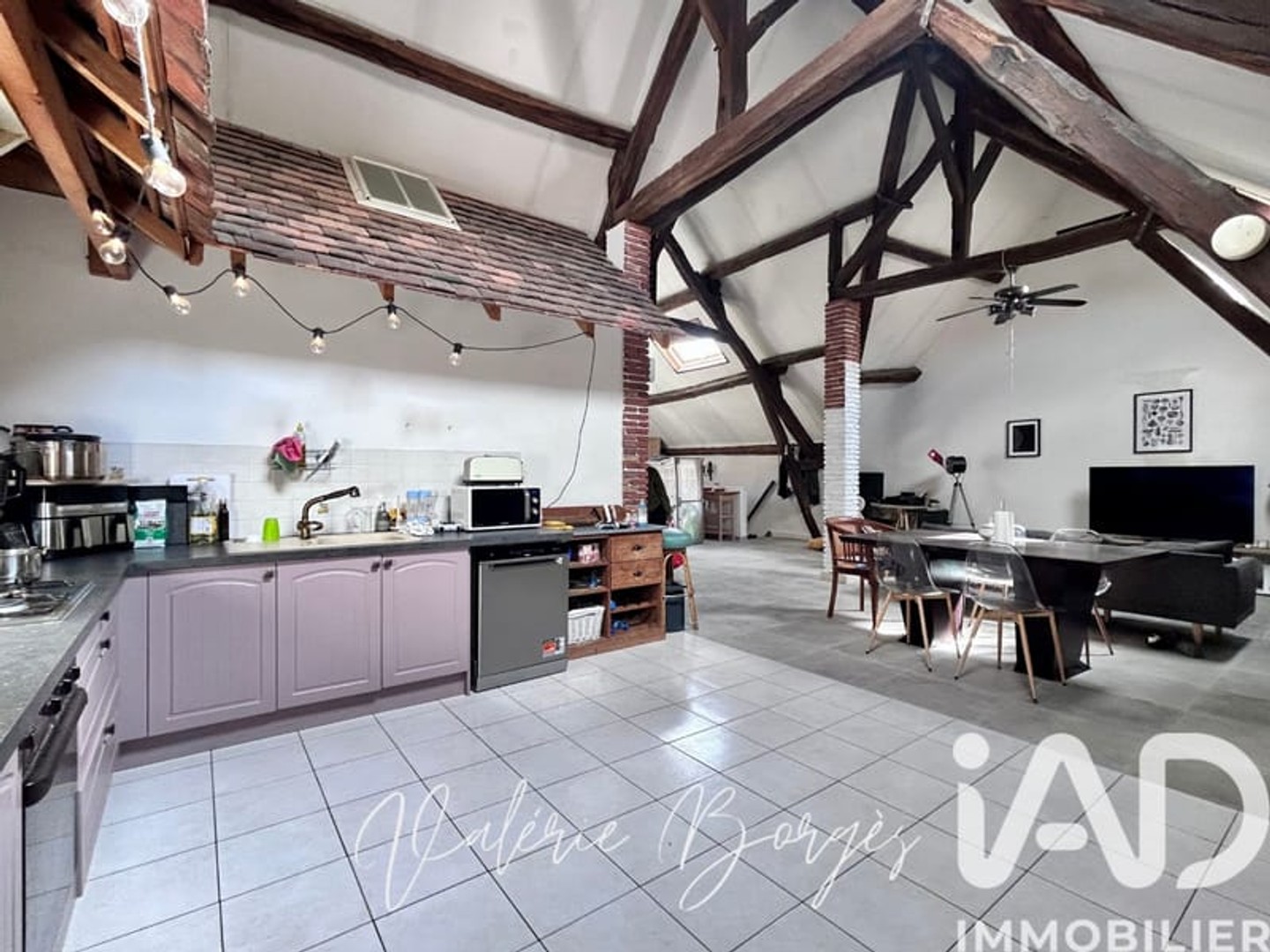 Immeuble à vendre - 4 pièces - 140m2 - Villiers-Sur-Morin (77580)
