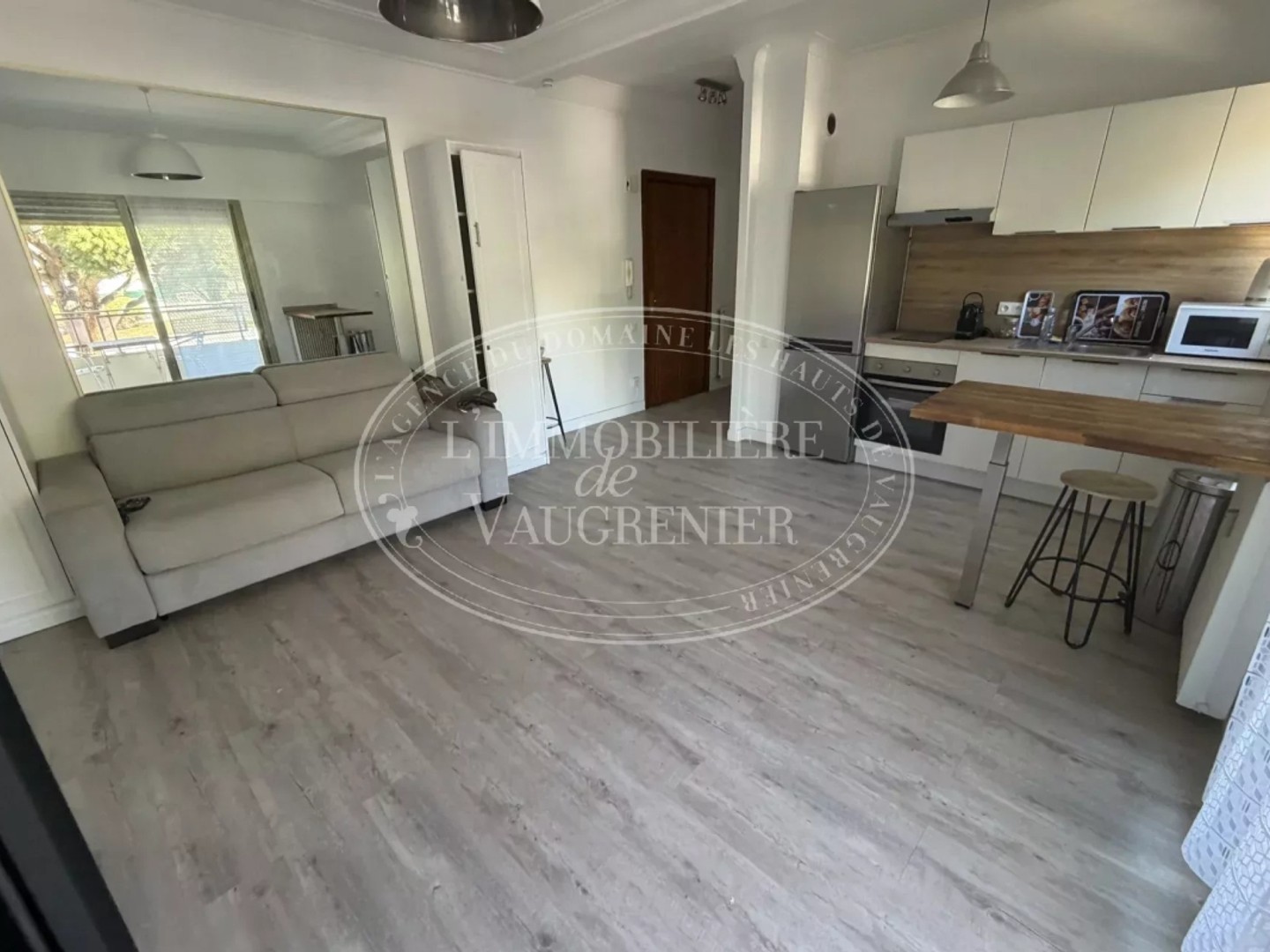 Appartement à vendre - 1 pièce - 33m2 - Villeneuve-Loubet (06270)