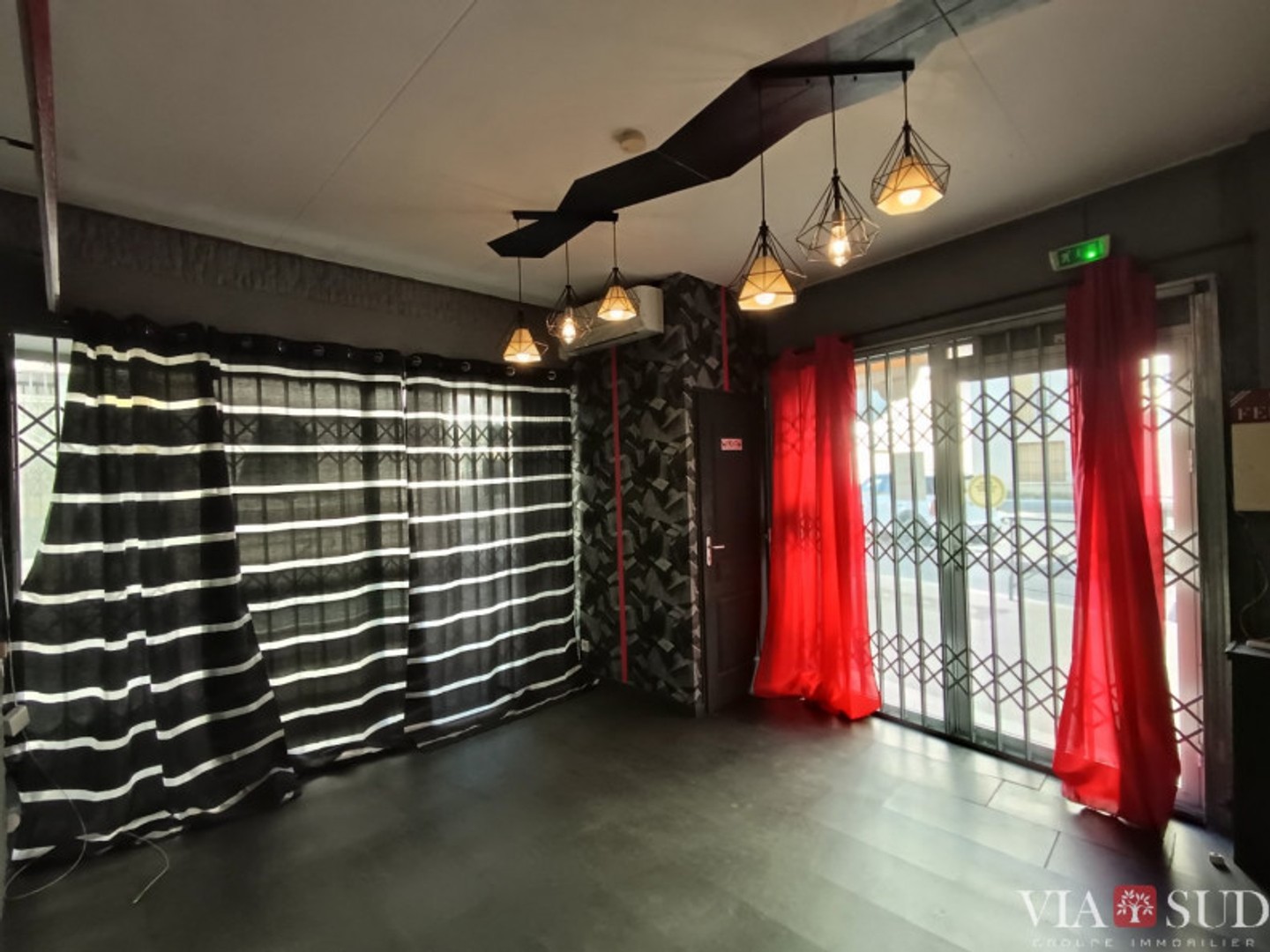 Local commercial 2 pièces 26 m²