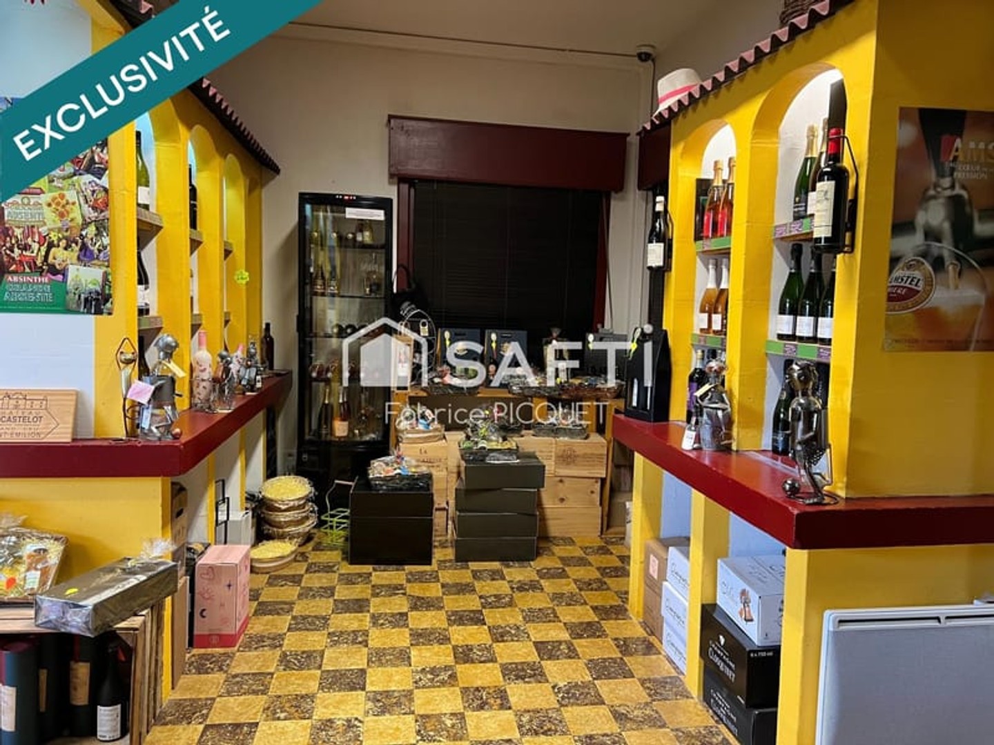 Bureaux à vendre - 6 pièces - 143m2 - Saint-Amand-Les-Eaux (59230)